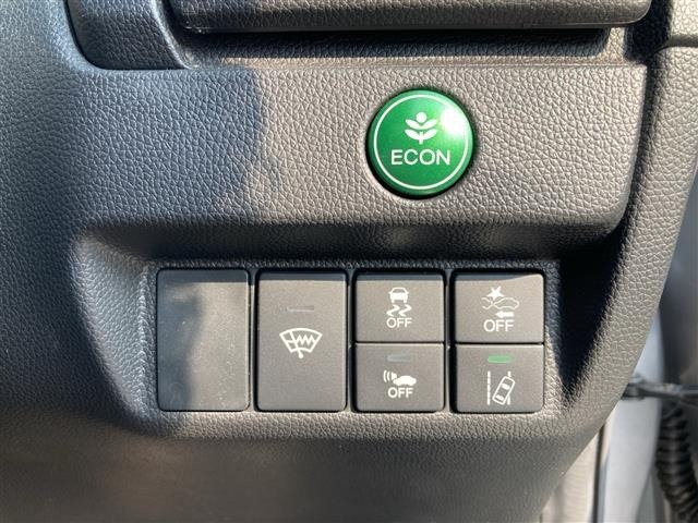 Honda FIT 2018 8068156-4