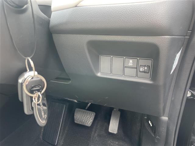 Honda FIT 2023 8068175-9
