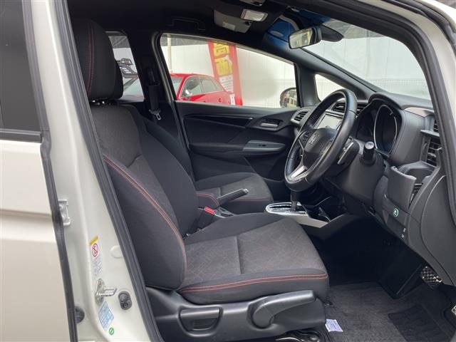 Honda FIT 2014 8068180-10