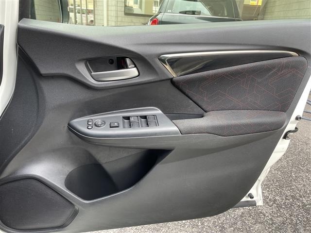 Honda FIT 2014 8068180-7