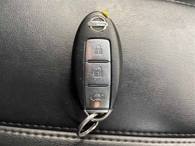 Nissan FUGA 2006 8066077-2