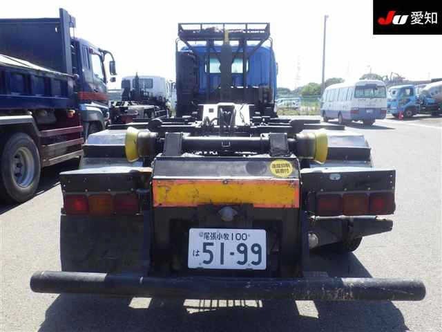 Isuzu GIGA 2003 8065146-8