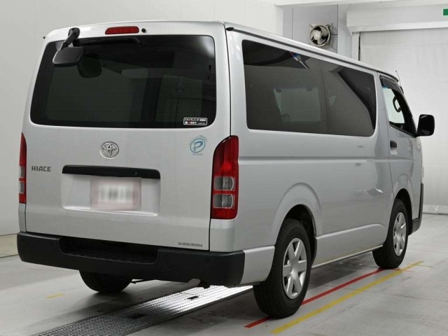 Toyota HIACE VAN 2021 8063763-1