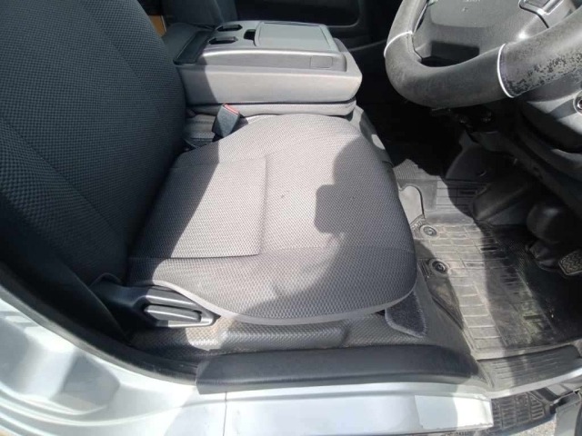 Toyota HIACE VAN 2021 8063763-10