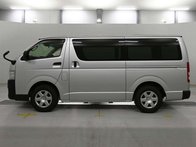 Toyota HIACE VAN 2021 8063763-4