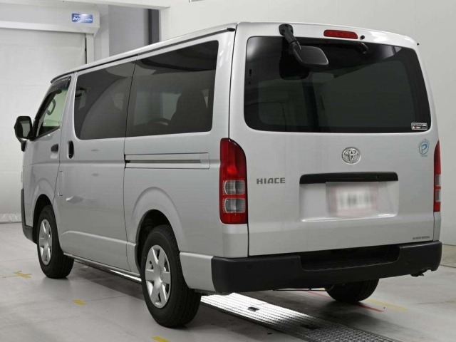 Toyota HIACE VAN 2021 8063763-6