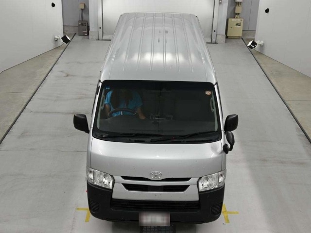 Toyota HIACE VAN 2021 8063763-7