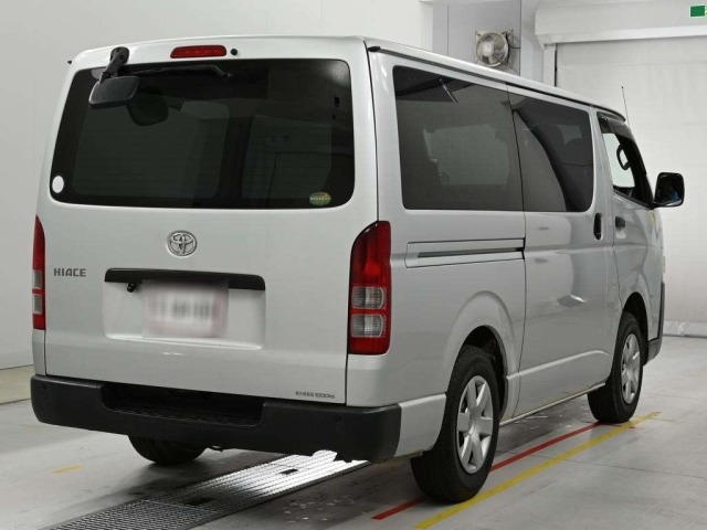Toyota HIACE VAN 2016 8063765-1