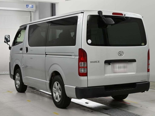 Toyota HIACE VAN 2016 8063765-6