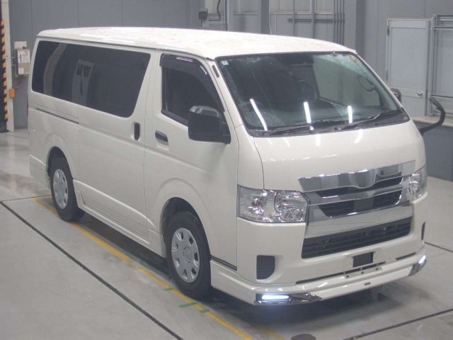 Toyota HIACE VAN 2025 8063772-5