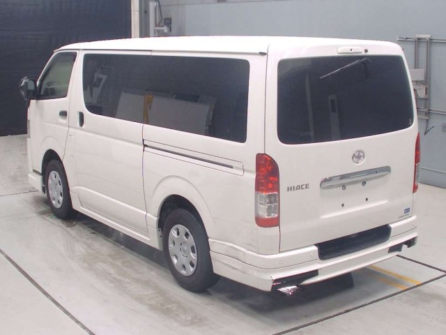 Toyota HIACE VAN 2025 8063772-6