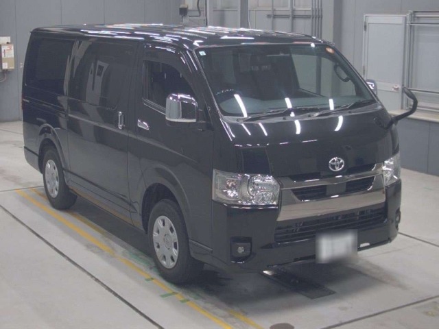 Toyota HIACE VAN 2022 8063774-5