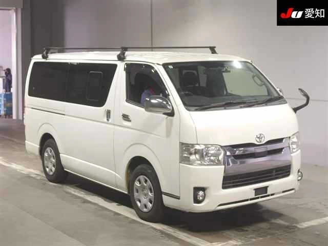 Toyota HIACE VAN 2018 8063783-0