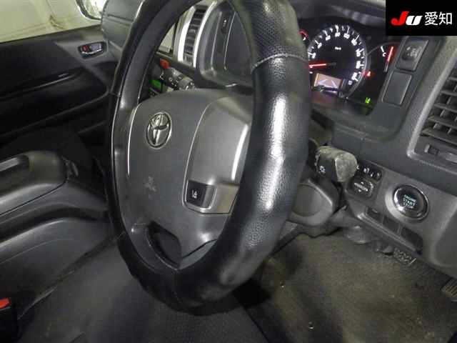 Toyota HIACE VAN 2018 8063783-5