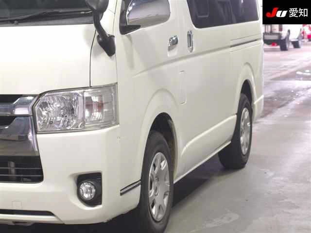 Toyota HIACE VAN 2018 8063783-7