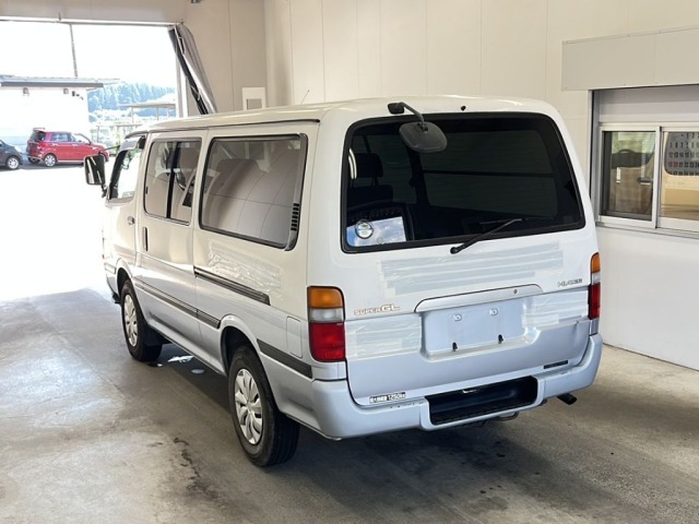 Toyota HIACE VAN 2000 8063790-5