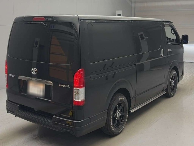 Toyota HIACE VAN 2023 8063801-1
