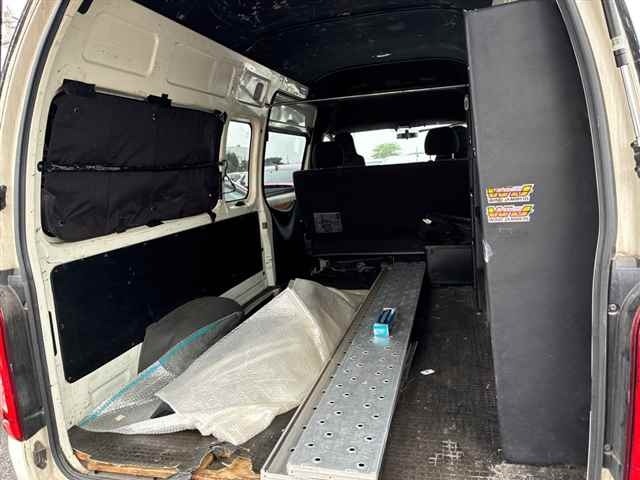 Toyota HIACE VAN 2010 8063802-10