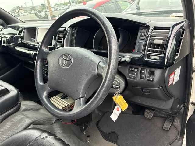 Toyota HIACE VAN 2010 8063802-3