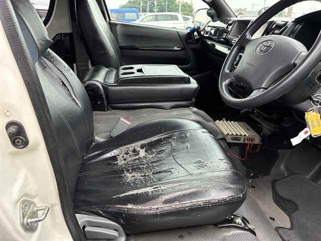 Toyota HIACE VAN 2010 8063802-7