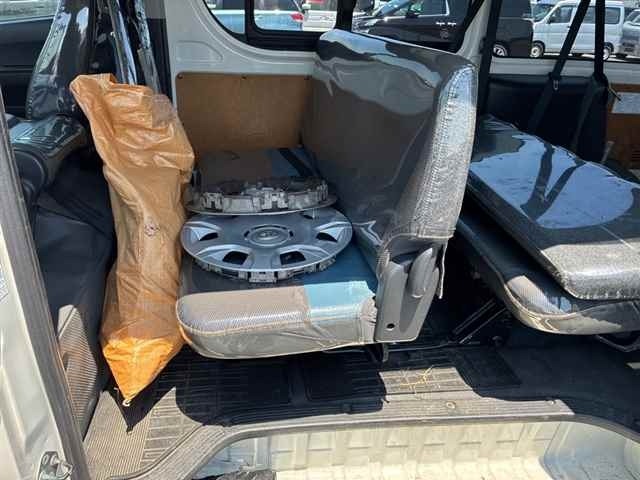 Toyota HIACE VAN 2017 8063807-8