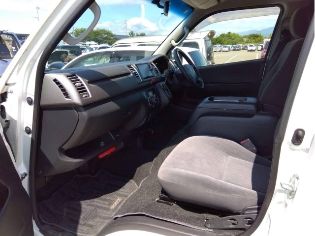 Toyota HIACE VAN 2012 8063818-2