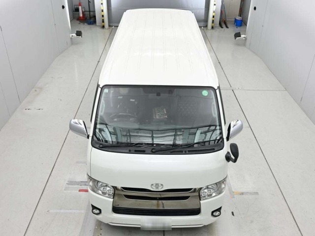 Toyota HIACE VAN 2017 8063822-7