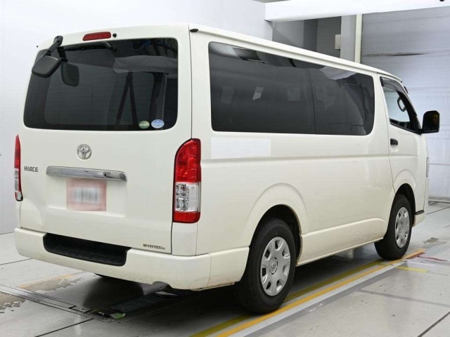Toyota HIACE VAN 2020 8063830-1