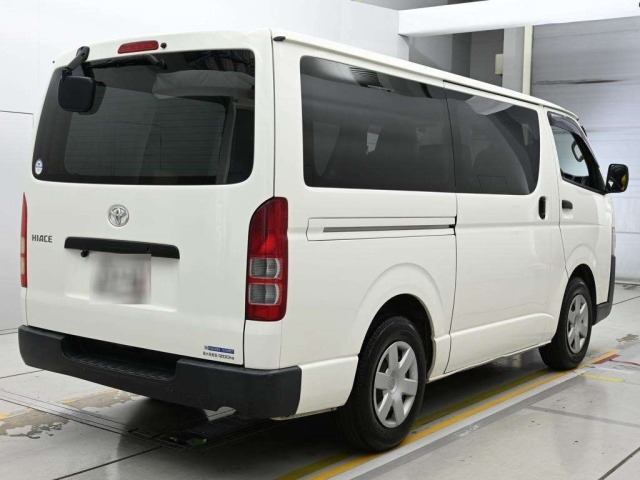 Toyota HIACE VAN 2021 8063838-1