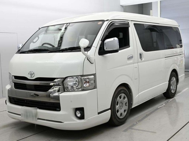 Toyota HIACE VAN 2020 8063839-0
