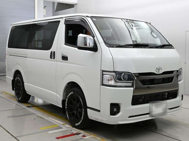 Toyota HIACE VAN 2026 8063842-5