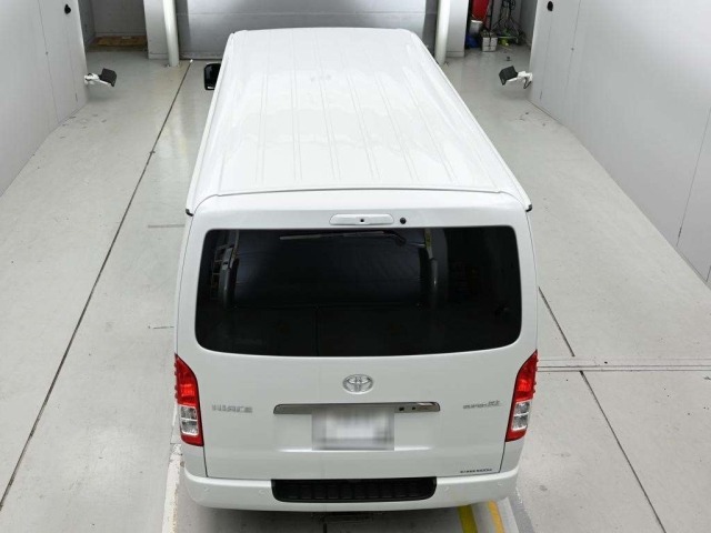 Toyota HIACE VAN 2026 8063842-8