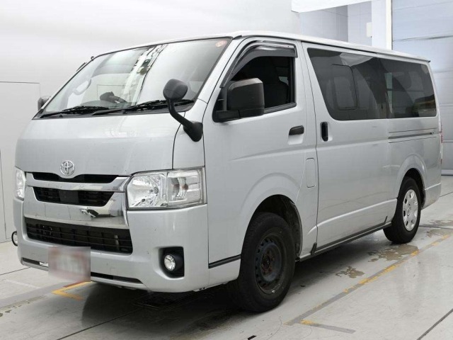 Toyota HIACE VAN 2021 8063843-0