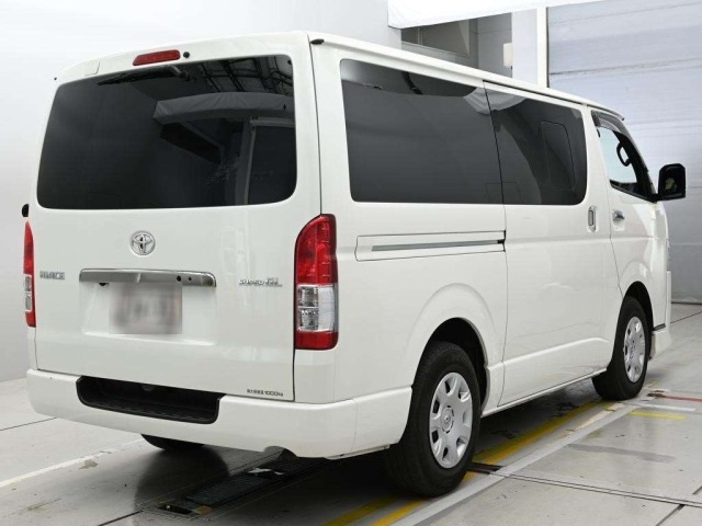 Toyota HIACE VAN 2021 8063854-1