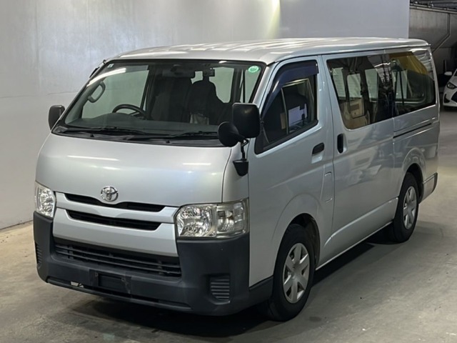 Toyota HIACE VAN 2015 8063860-0
