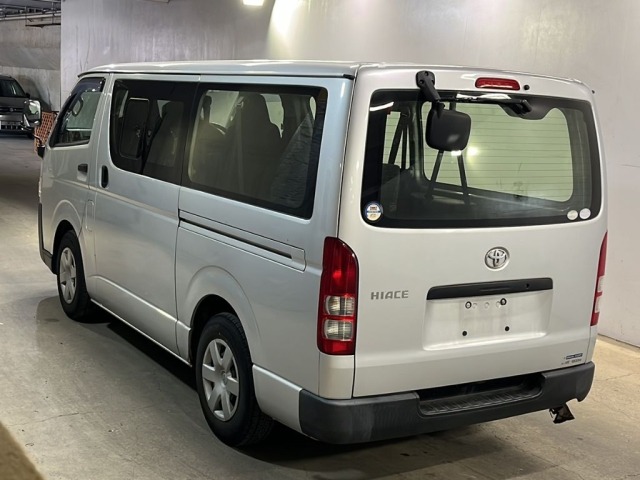Toyota HIACE VAN 2015 8063860-1