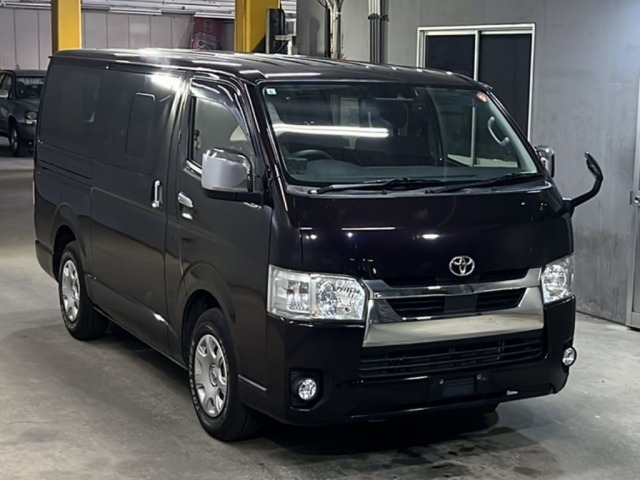 Toyota HIACE VAN 2021 8063865-4