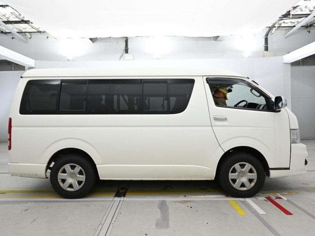 Toyota HIACE WAGON 2013 8065872-3