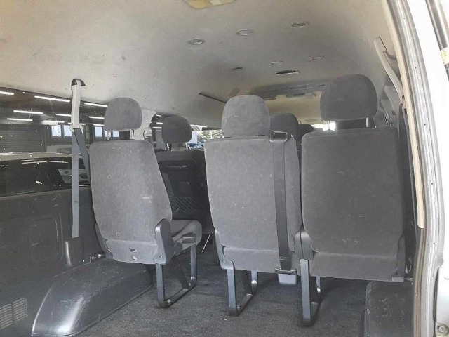 Toyota HIACE WAGON 2013 8065878-12