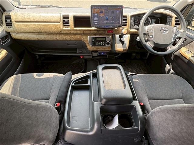 Toyota HIACE WAGON 2025 8066148-15
