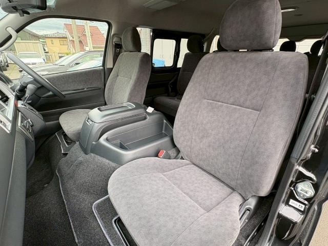 Toyota HIACE WAGON 2025 8066181-12