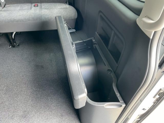 Toyota HIACE WAGON 2026 8066182-2