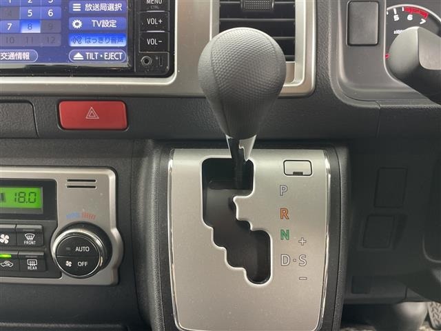 Toyota HIACE WAGON 2018 8066229-21