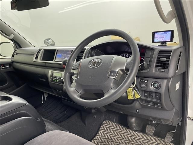 Toyota HIACE WAGON 2018 8066229-6