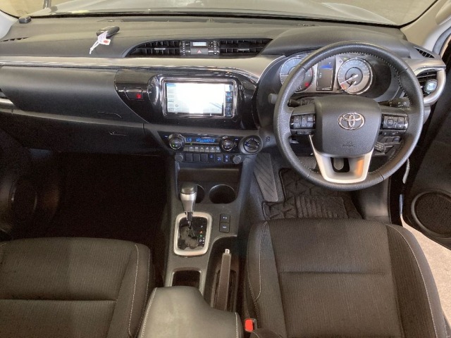 Toyota HILUX 2022 8077058-3
