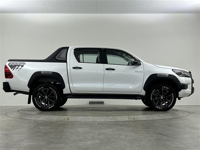 Toyota HILUX 2024 8077119-13