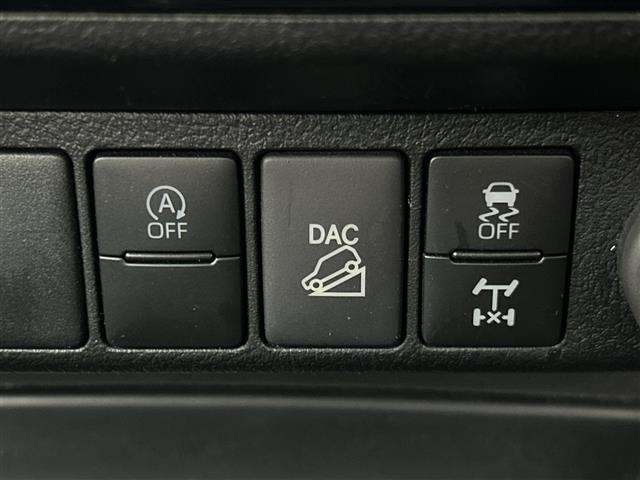 Toyota HILUX 2024 8077119-18