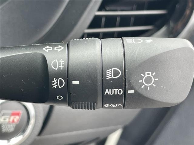 Toyota HILUX 2021 8077120-3