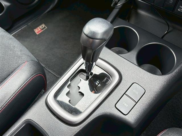 Toyota HILUX 2023 8077124-18
