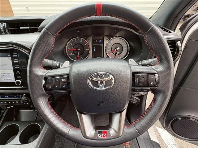 Toyota HILUX 2023 8077124-3